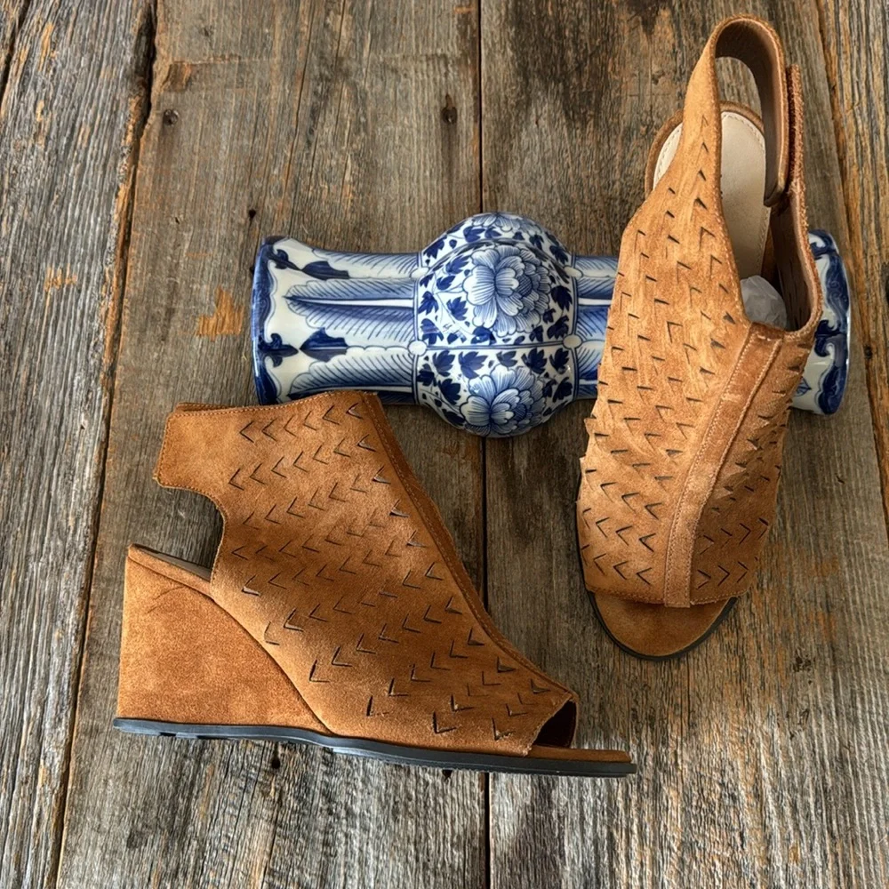 Via Spiga Leatrice Suede Wedge Sandals Size 7.5M - Picture 4 of 12